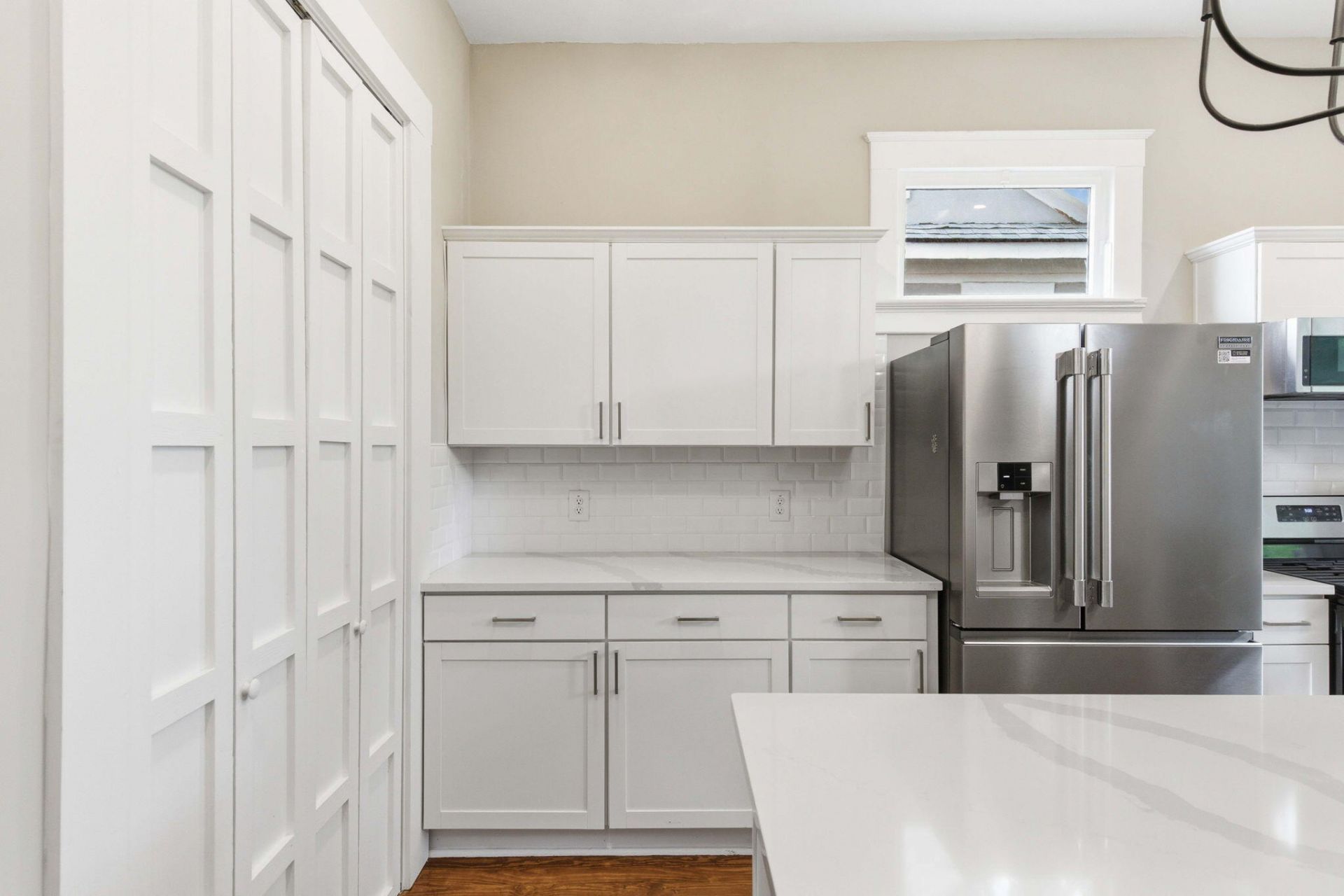 8 Pitt Street Photo 10