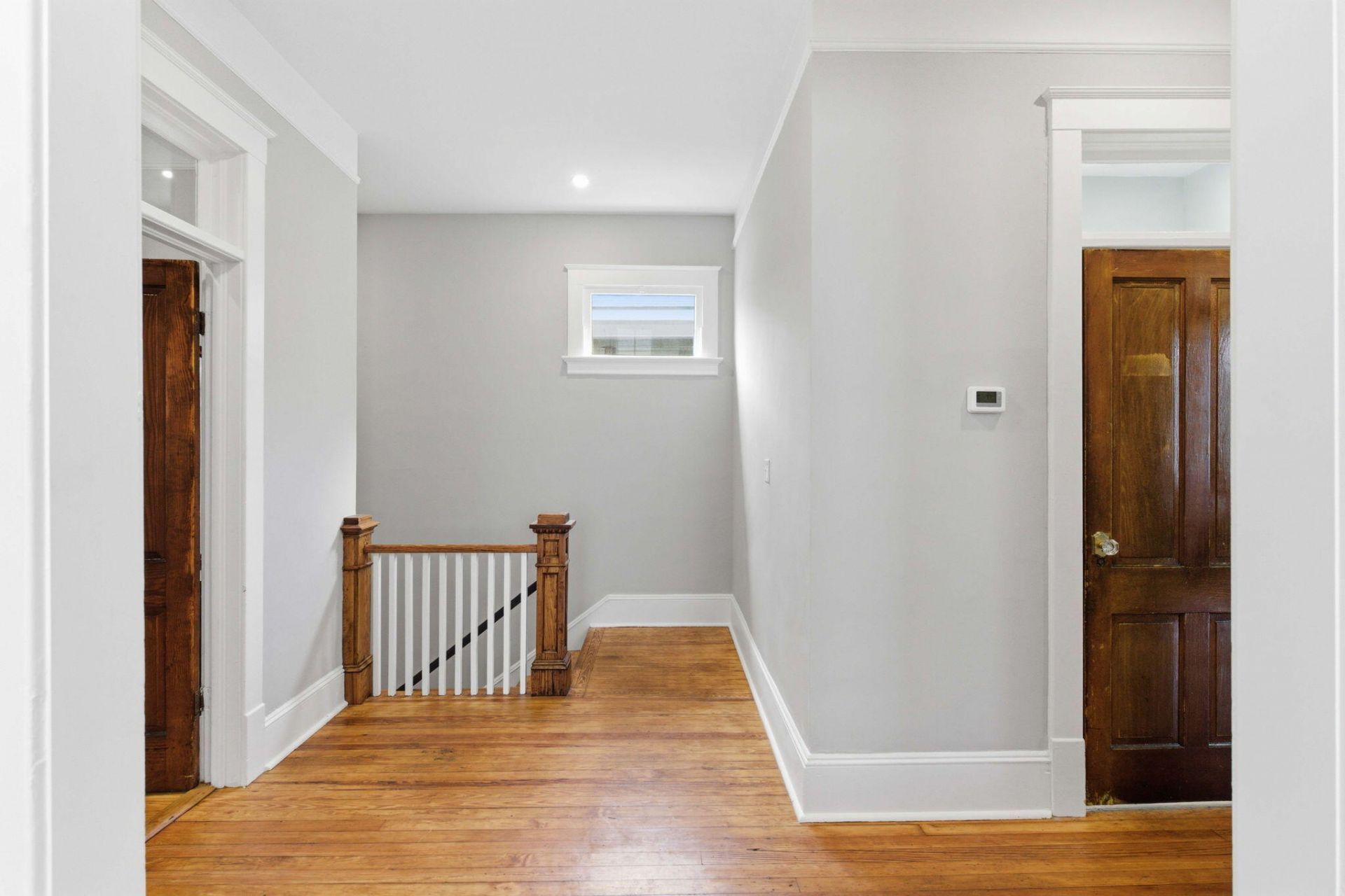8 Pitt Street Photo 4