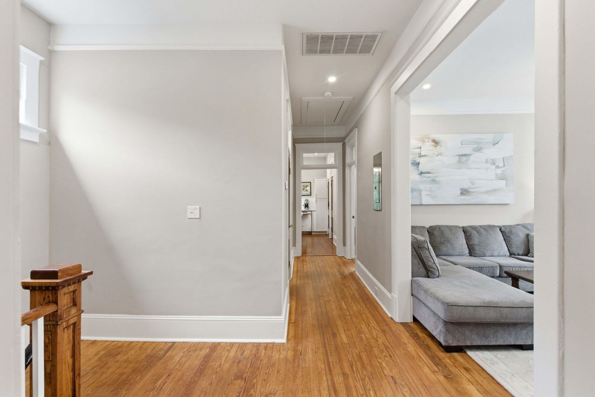 8 Pitt Street Photo 5
