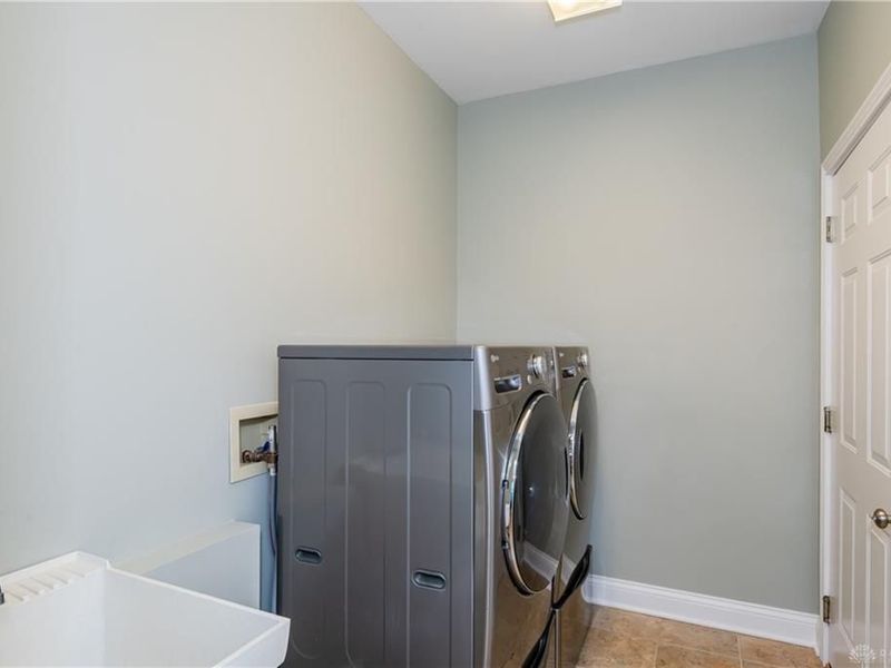 560 Heatherwoode Circle, Springboro, OH 45066 Photo 22