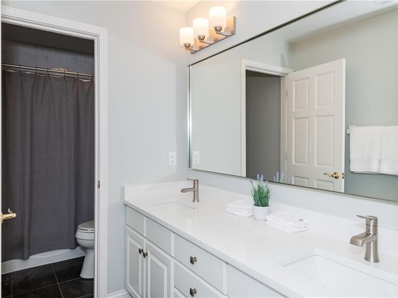 560 Heatherwoode Circle, Springboro, OH 45066 Photo 29