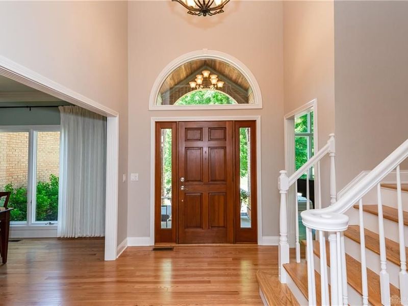 560 Heatherwoode Circle, Springboro, OH 45066 Photo 5