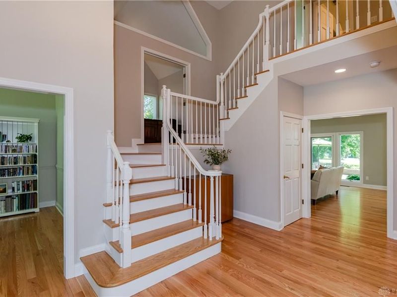 560 Heatherwoode Circle, Springboro, OH 45066 Photo 7
