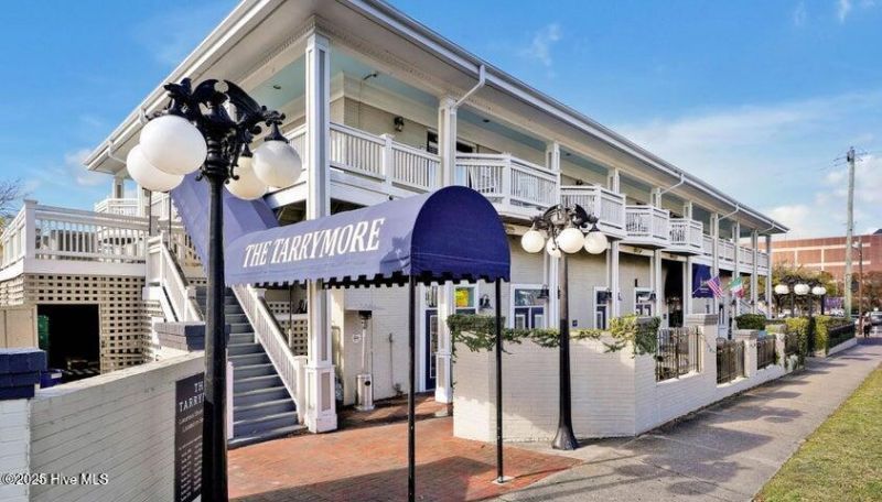 102 S 2nd Street , Unit 210, Wilmington, NC 28401 Main Photo