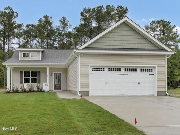 42 Peach Court, Burgaw, NC 28425