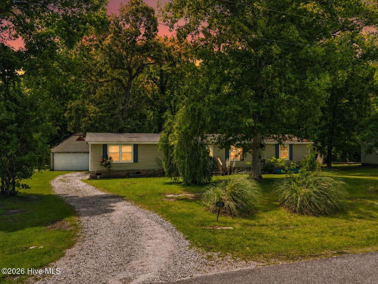 8695 Old Forest Drive Ne, Leland, NC 28451 Main Photo