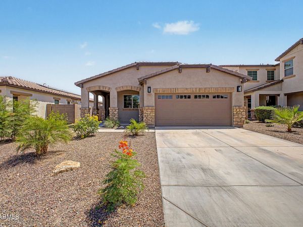 17153 W BUTLER Avenue, Waddell, AZ 85355