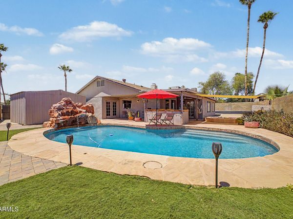 16001 N 33RD Avenue, Phoenix, AZ 85053