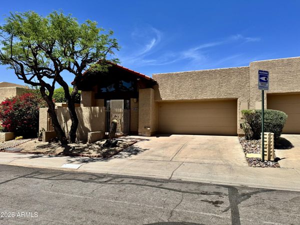 11074 E YUCCA Street, Scottsdale, AZ 85259