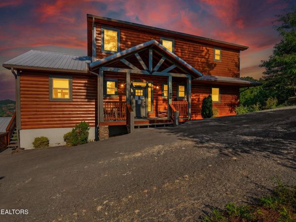 433 Red Hawk Way, Gatlinburg, TN 37738