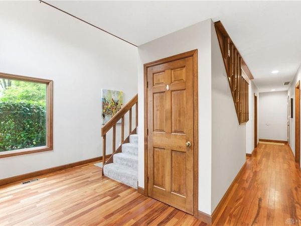 6391 Shadow Lake Trail, Centerville, OH 45459