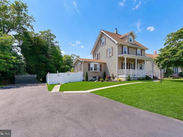 134 LAKESIDE BOULEVARD, HAMILTON, NJ 08610