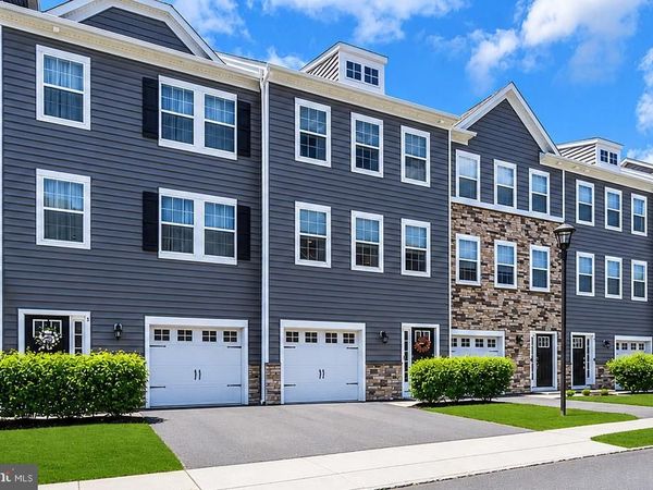 5 VENICE LANE, MOUNT LAUREL, NJ 08054