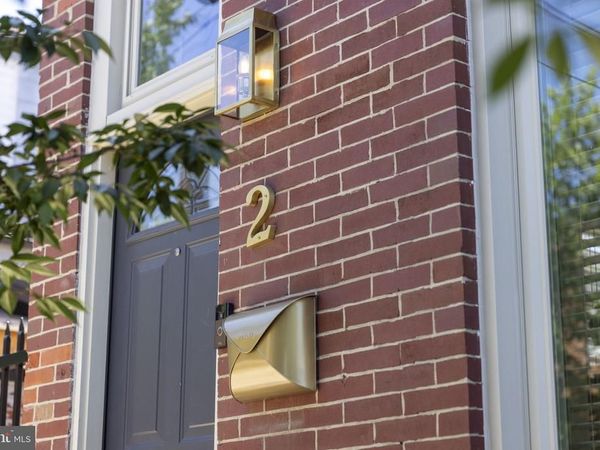 2 N CLINTON STREET , BALTIMORE, MD 21224