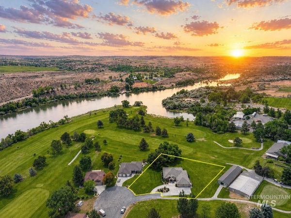 128 Riverside Ln., Buhl, ID 83316