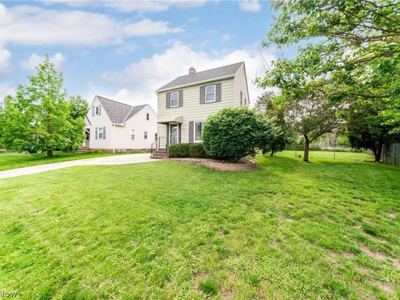 3136 W 138 Street, Cleveland, OH 44111 Photo 2