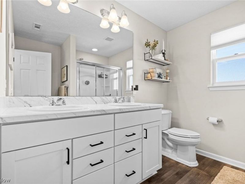 37390 Amber Way, North Ridgeville, OH 44039 Photo 23