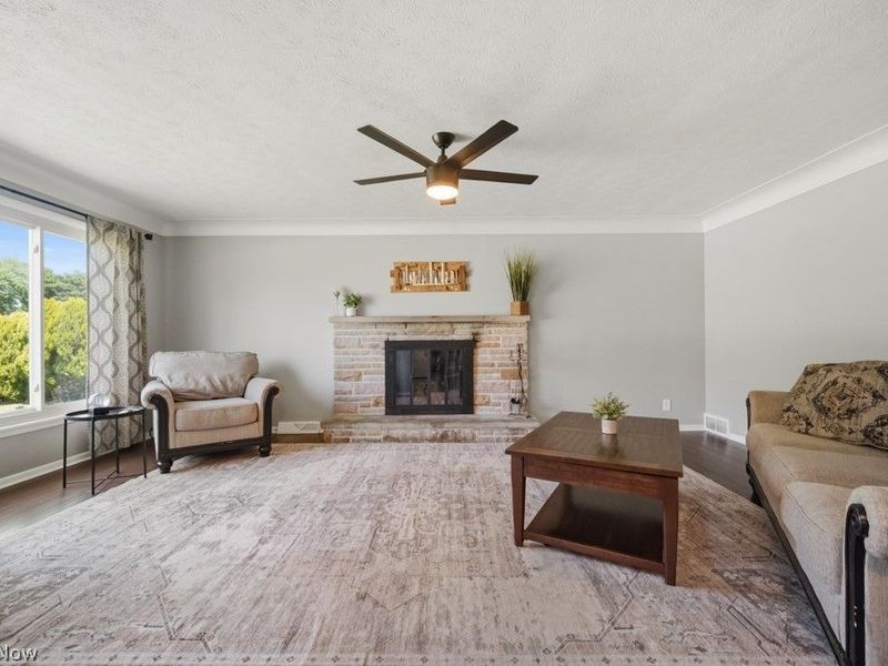 4480 Vezber Drive , Seven Hills, OH 44131 Photo 5