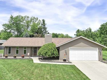 13964 Olde Orchard Road, Strongsville, OH 44136