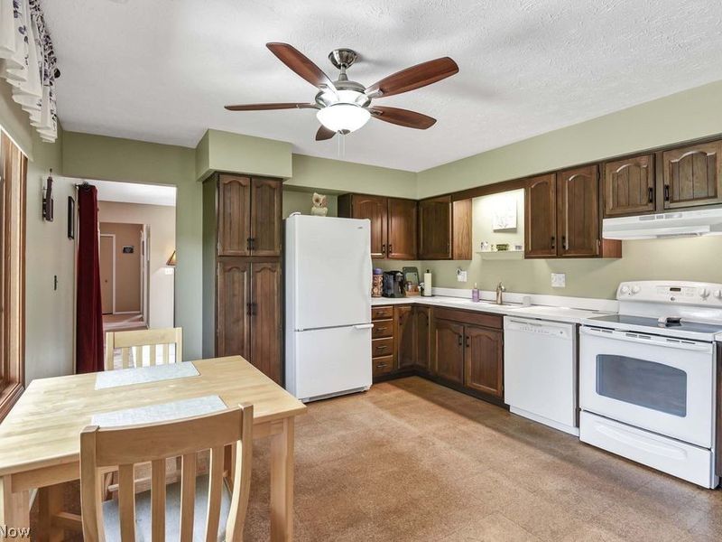 13964 Olde Orchard Road , Strongsville, OH 44136 Photo 14