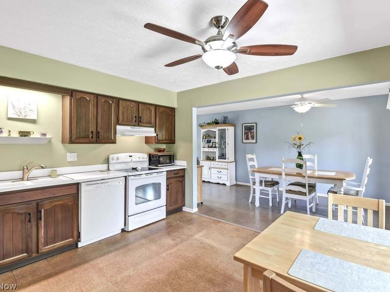 13964 Olde Orchard Road , Strongsville, OH 44136 Photo 17