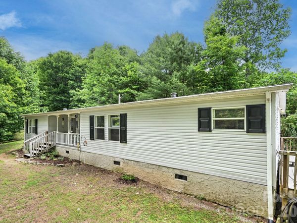 560 Morgan Branch Road , Marshall, NC 28753