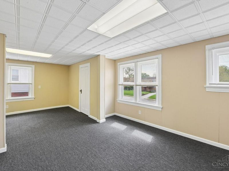 LEASE Montgomery Road, Silverton, OH 45236 Photo 19