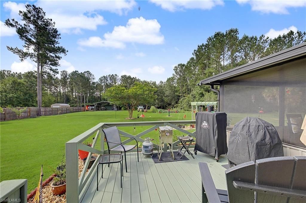 9915 Nichols Lake Rd, Milton, FL 32583 Photo