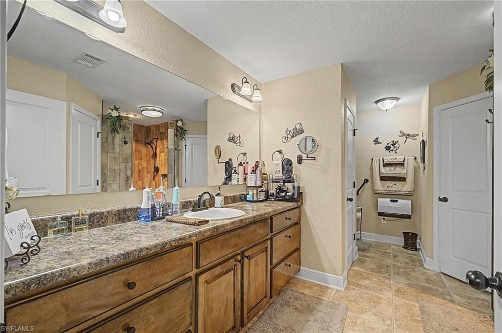 9915 Nichols Lake Rd, Milton, FL 32583 Photo