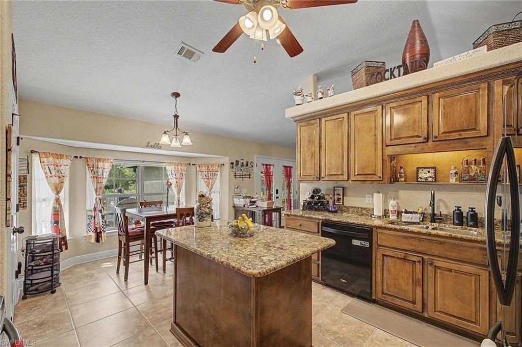 9915 Nichols Lake Rd, Milton, FL 32583 Photo