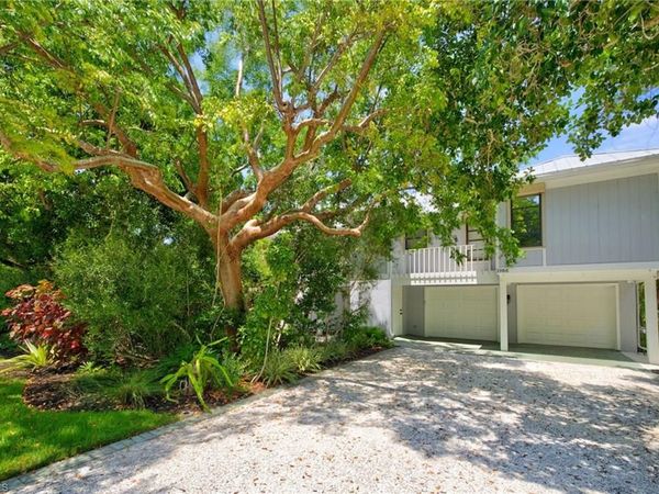 1986 Wild Lime DR, SANIBEL, FL 33957