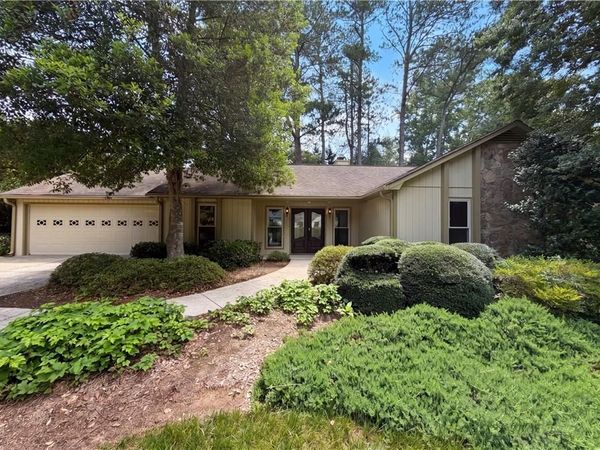 2110 Old Forge Way , Marietta, GA 30068