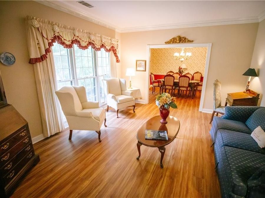 Property Image 6
