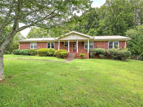 3442 Forest Hill Road , Powder Springs, GA 30127