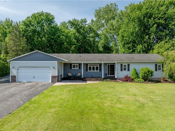 12 Clark Crest Drive, Phoenix, NY 13135