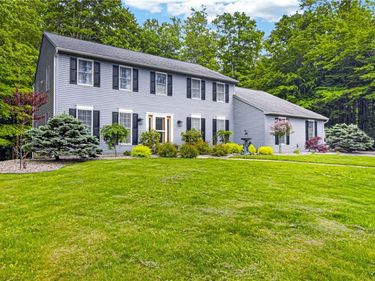 8 Silver Birch Court, New Hartford, NY 13413