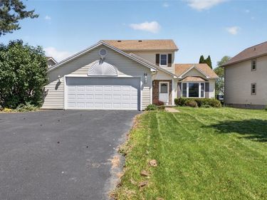 32 Wellington Ponds, Rochester, NY 14624