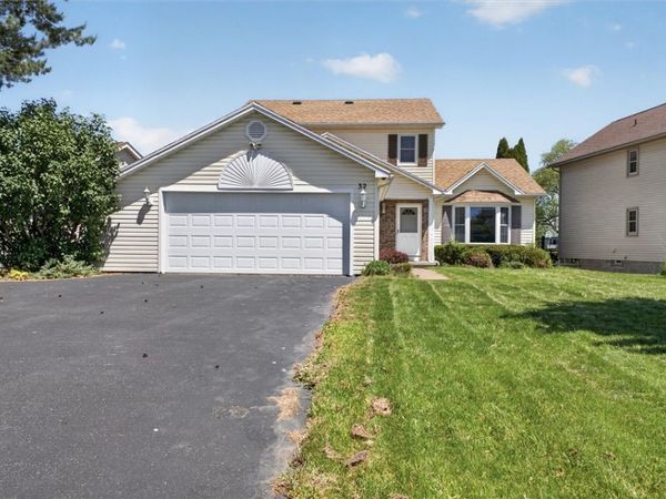 32 Wellington Ponds, Rochester, NY 14624
