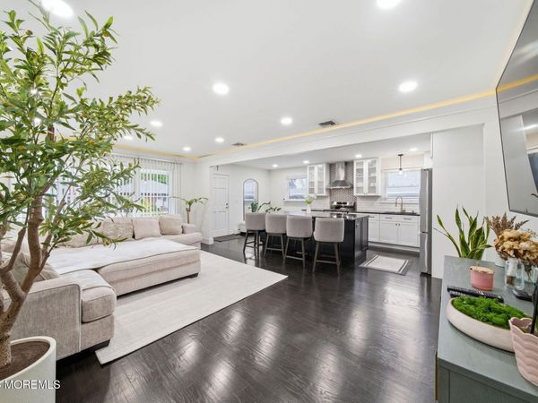 22 Macedulski Terrace, South Amboy, NJ 08879