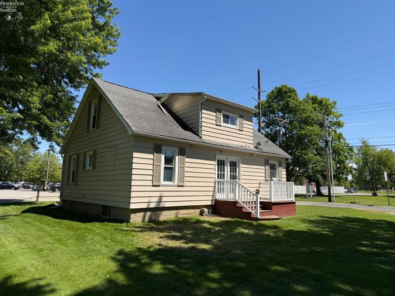822 Eulalia Avenue, Upper Sandusky, OH 43351 Photo 3