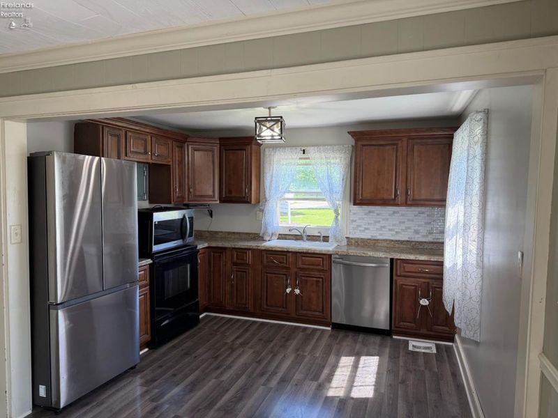 822 Eulalia Avenue, Upper Sandusky, OH 43351 Photo 9
