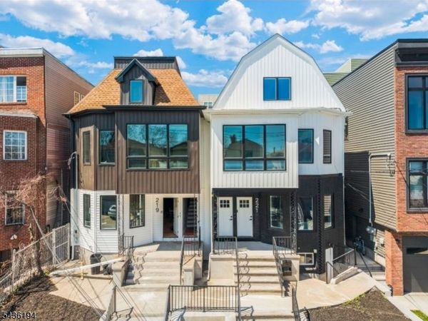 219 Clerk St, Jersey, NJ 07305