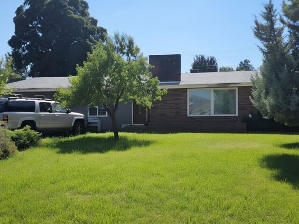 5306 Hilldale Street, Klamath Falls, OR 97603
