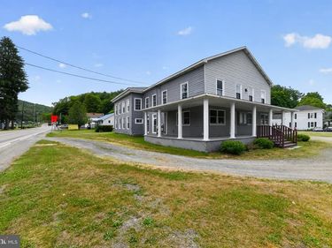 464 MAIN STREET, NEW MILFORD, PA 18834