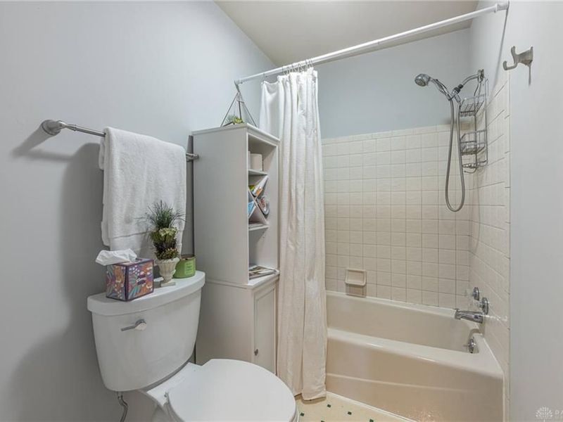 2816 Colonial Avenue, Kettering, OH 45419 Photo 17