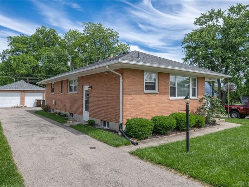 2816 Colonial Avenue, Kettering, OH 45419 Photo 3