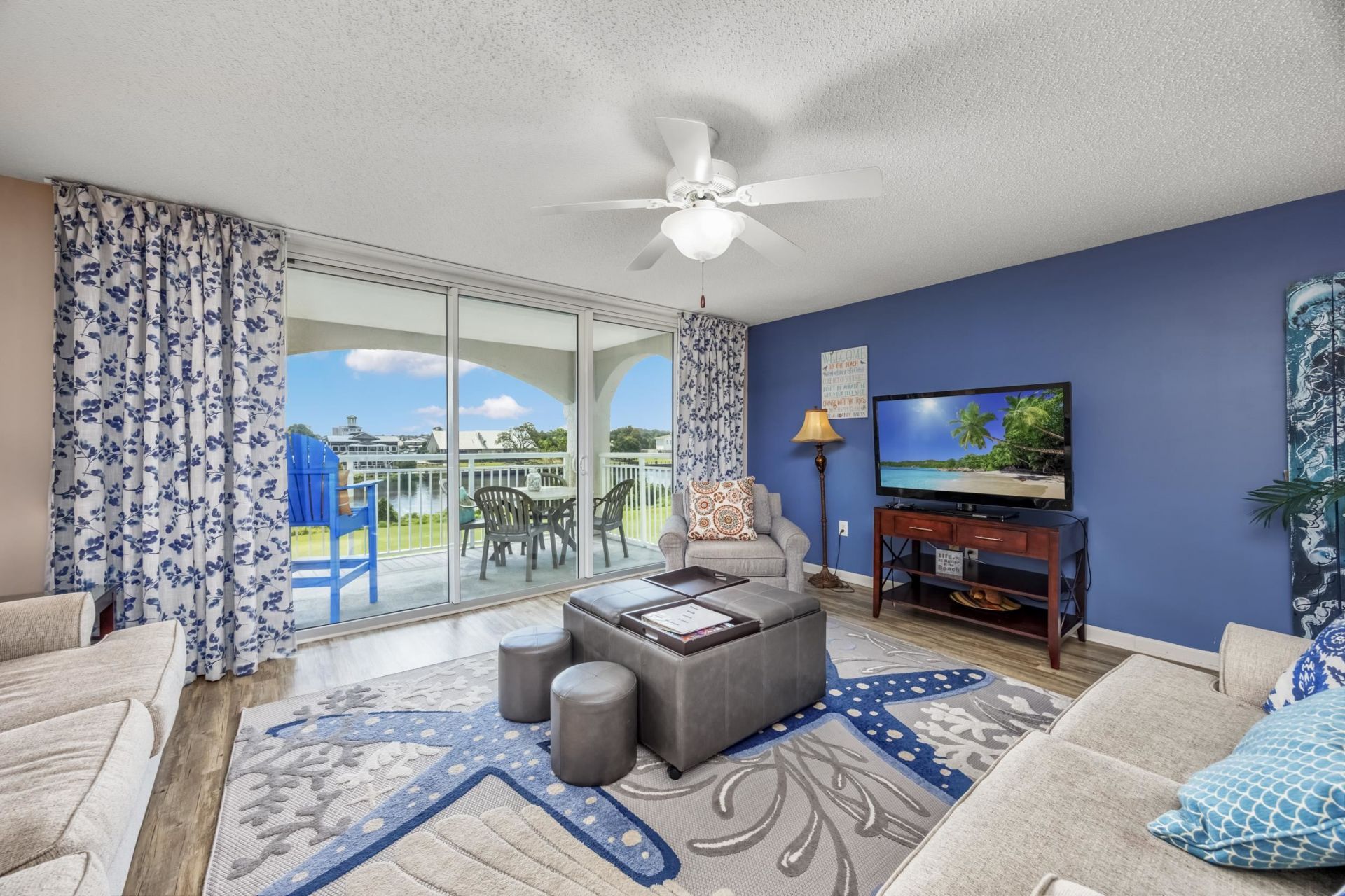 2151 Bridgeview Ct.  Photo 4