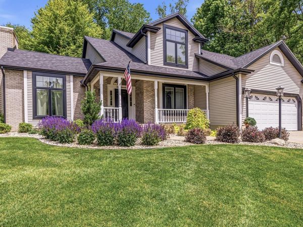 26416 Olympic Club Drive, South Bend, IN 46628