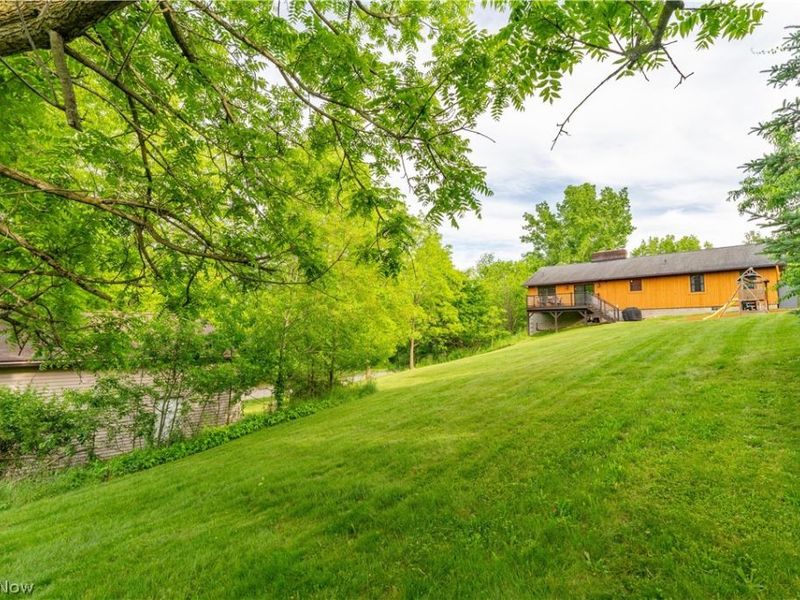 207 Mount Pleasant Road, Green, OH 44216 Photo 32