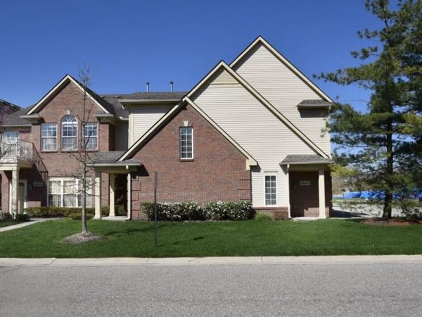 48475 Bridge Way, Canton, MI 48188